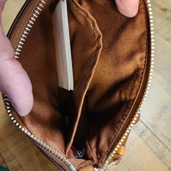 Coach 19 Wristlet Tan Leather Butterfly Applique Studded Bag F59076 - Picture 10 of 11